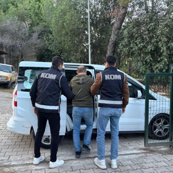 32 ildeki FETÖ operasyonları: 92 gözaltı