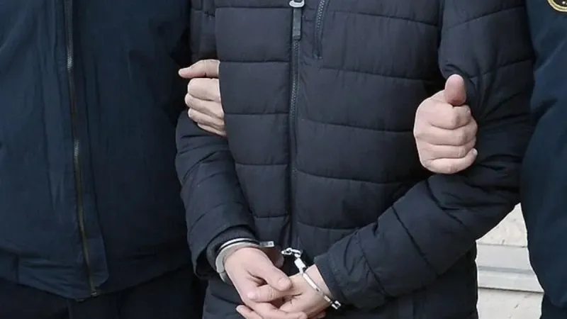 5 ilde FETÖ operasyonu: Emniyet personelleri gözaltında