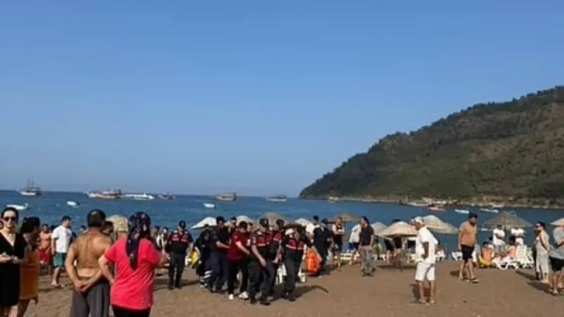 Antalya'da Tatil Faciası! Genç Denizde Can Verdi!