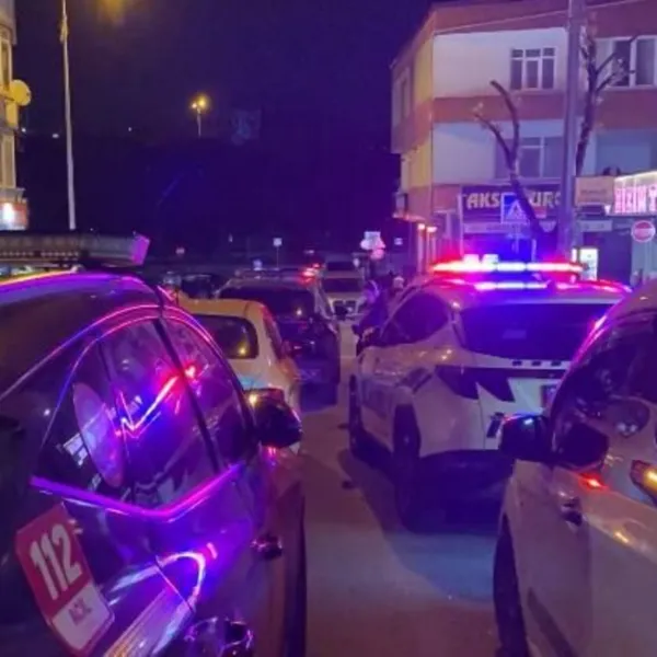 Bağcılar'da iş yerine saldırı: 5 yaralı!