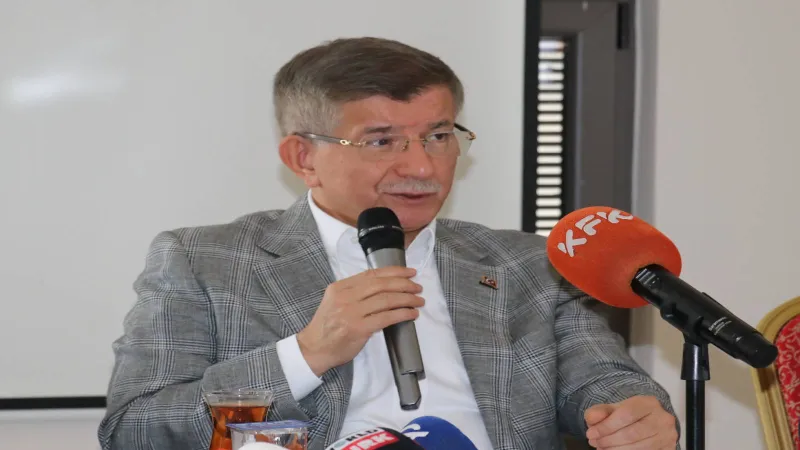 Davutoğlu'ndan Bahçeli'ye Sürpriz Teşekkür: Neler Oluyor?