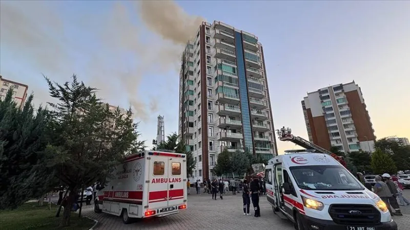 Diyarbakır'da 4 kişinin öldüğü yangına ilişkin 4 kişi gözaltına alındı