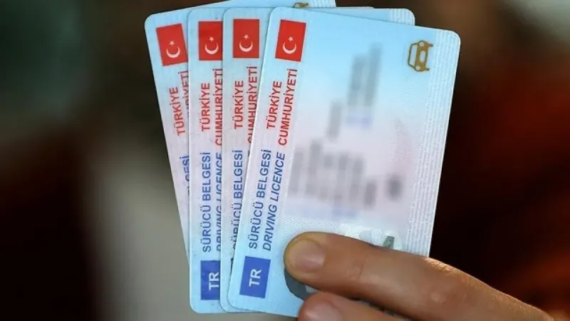 Ehliyet Yenileme Alarmı! Son Tarih Yaklaşıyor, Cezası Ne Kadar?