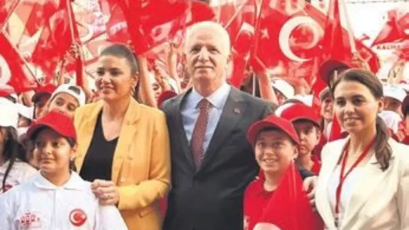 Enstrümansız Okul Kalmasın Şenliği! İstanbul'da Müzik Ziyafeti