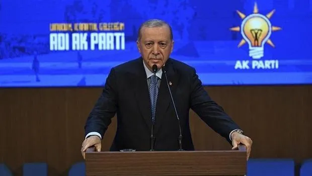 Erdoğan’dan çifte kamp