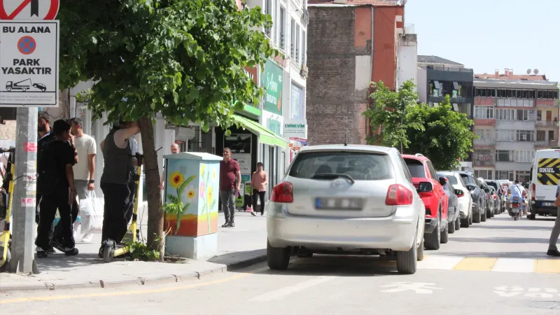 Filmleri aratmayan olay! Çaldığı otomobilin yakıtı bitince, çalışır durumdaki başka otomobili çaldı