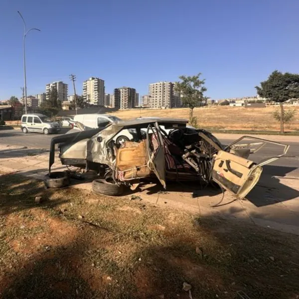 Gaziantep'te Korkunç Kaza! İşçi Servisleri Birbirine Girdi: 10 Yaralı