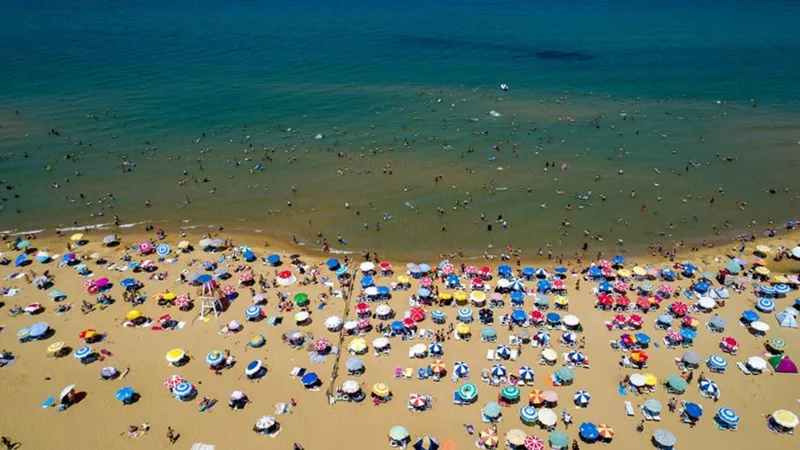Antalya'da Hava Alarmı! Bugün Ne Bekleniyor?