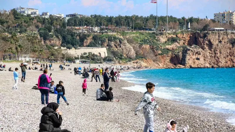 İzmir'de Hava Alarmı! Bugün Hava Nasıl Olacak? Şok Detaylar!