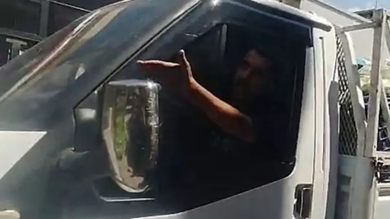 Ters Yöne Girdi, Hakaret Etti! Ehliyetsiz Sürücü Şoke Etti!