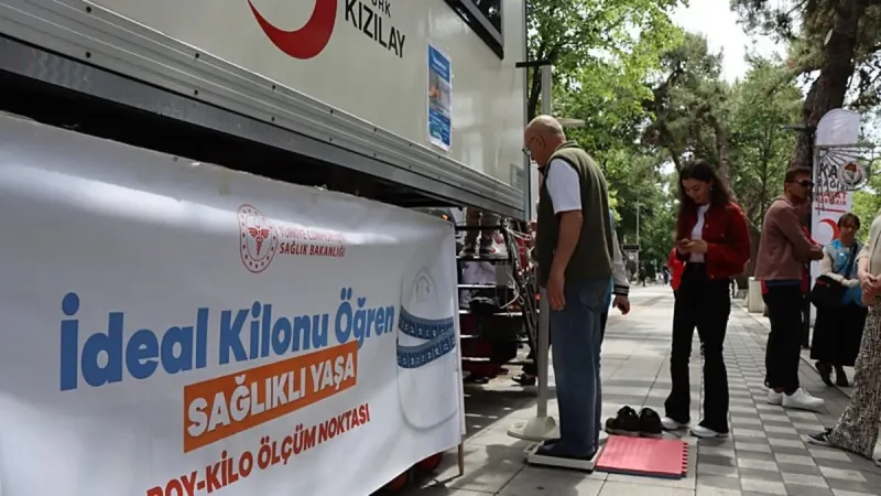 İdeal Kilo Kampanyası Rekor Kırdı! Kadınlar mı Kilolu, Erkekler mi?