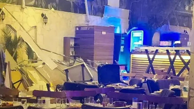 İzmir'de Gece Kulübünde Korkunç Anlar! Tavan Çöktü, Yaralılar Var