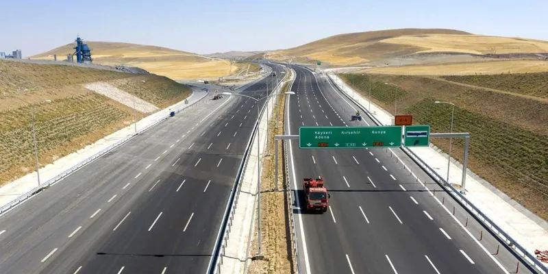 Karayollarından Sürücülere Şok Uyarı! Yollar Kapanıyor Mu?