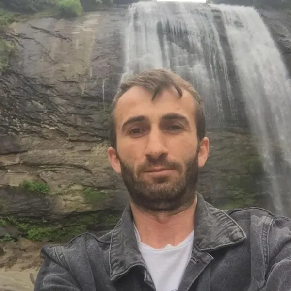 Gölette Facia! Kayık Alabora Oldu, Arkadaşı Kurtaramadılar