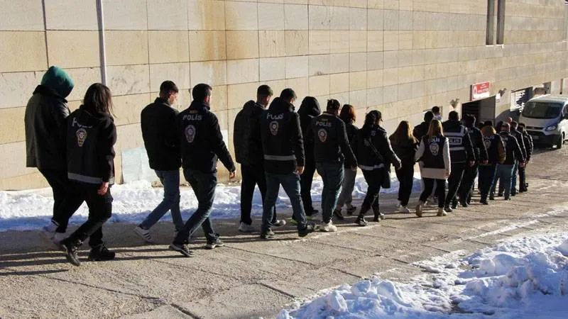 MİT ve Banka Oyunuyla Define Tuzağı! 19 Kişi Tutuklandı