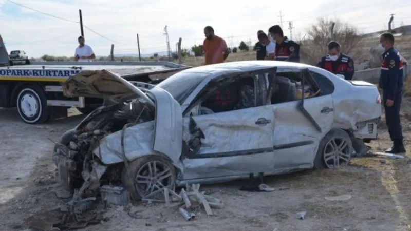 Konya'da Feci Kaza: Otomobil Takla Attı, 2 Ölü!