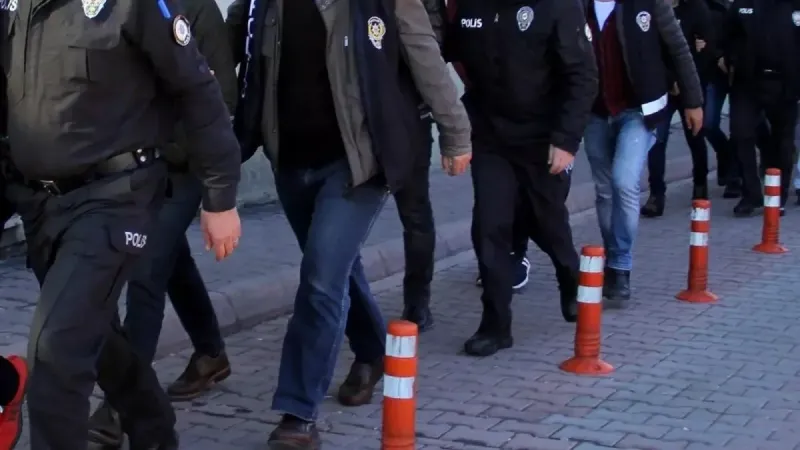 Marmaris'te Göçmen Kaçakçılarına Şok Operasyon! 7 Tutuklama