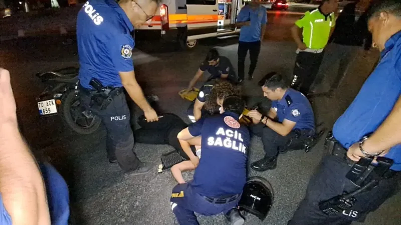 Motosiklet ile otomobil çarpıştı: Genç kız yaralanırken, sürücü arkasında bakmadan kaçtı!
