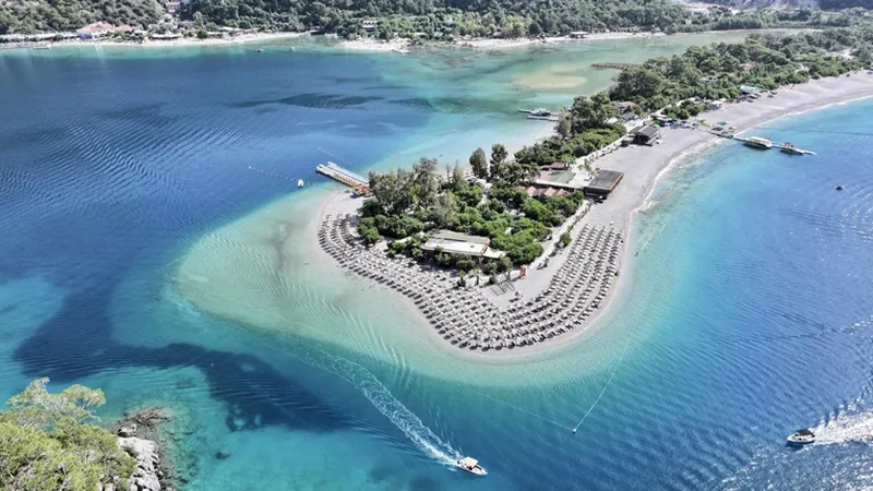 Muğla'da Deniz Keyfi Tehlikede mi? Fethiye'de Şok Sıcaklık!