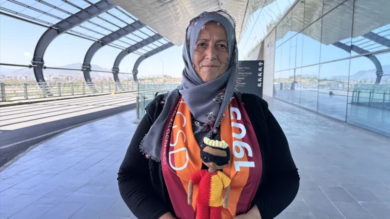 Teyzenin Osimhen Bebeği Hayali Gerçek Oldu! Yıldız Futbolcuya Sürpriz