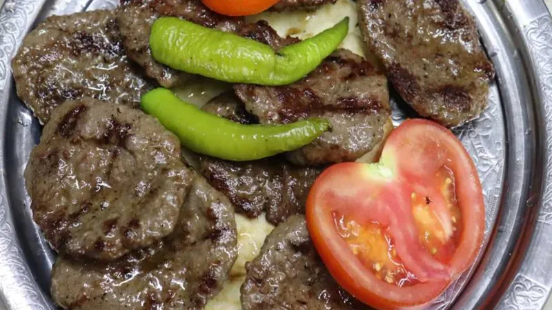 Sulu Köfte Yapmanın Şifresi Çözüldü! İşte Bayat Ekmek Sırrı!