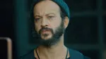 Sedyede poz verdi... Rıza Kocaoğlu'ndan hayranlarını korkutan paylaşım!