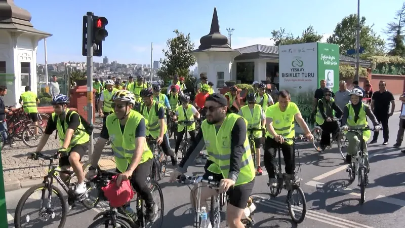 Yeşilay Bisiklet Turu: Tarihi Yarımada'da Sağlıklı Yaşam İçin Pedal Çevrildi!