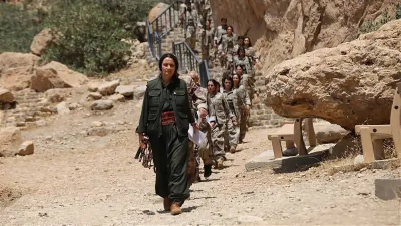 Terörsüz Türkiye sürecinde PKK'dan yeni adım! Terör örgütü üyeleri Türkiye'den tamamen çekiliyor