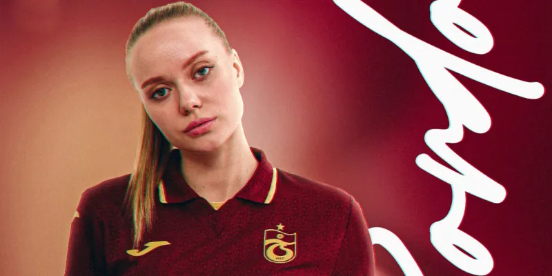 Trabzonspor'un Yeni Sezon Formaları: Gece Yarısı Sürprizi!