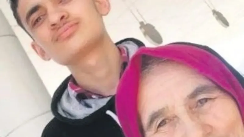 Yangın babaanne ve torunu hayattan kopardı