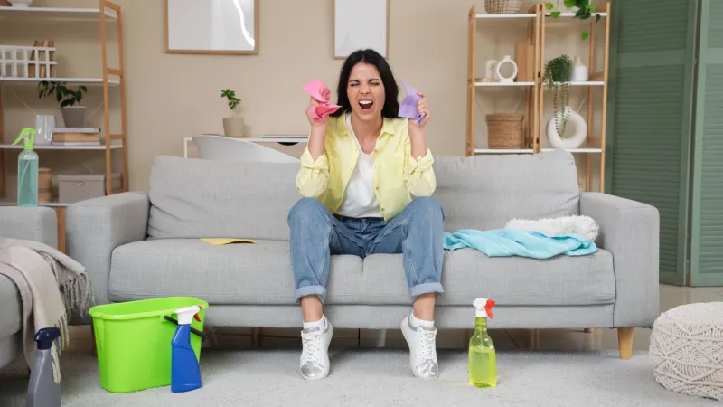 Yapışkan Duvarlara Veda! İşte Duvarları Yenileyen Doğal Çözüm