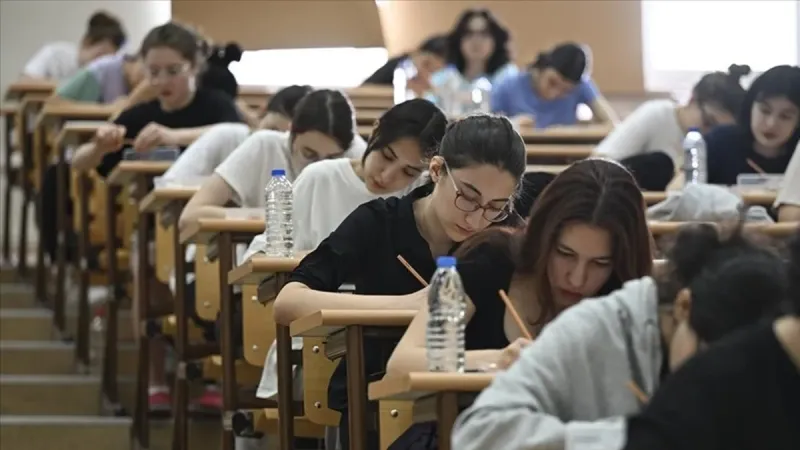 YKS giriş belgesi renkli olmak zorunda mı, siyah - beyaz çıktı geçerli mi? YKS giriş belgesi sorgulama ekranı